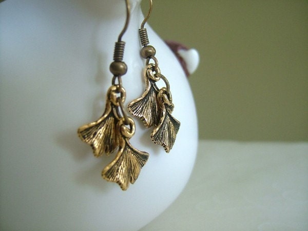 Ready to Ship -- Gold Gingko