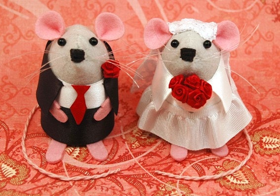 Wedding Cake Topper ornament cute felt bride and groom gift for engaged just married couple