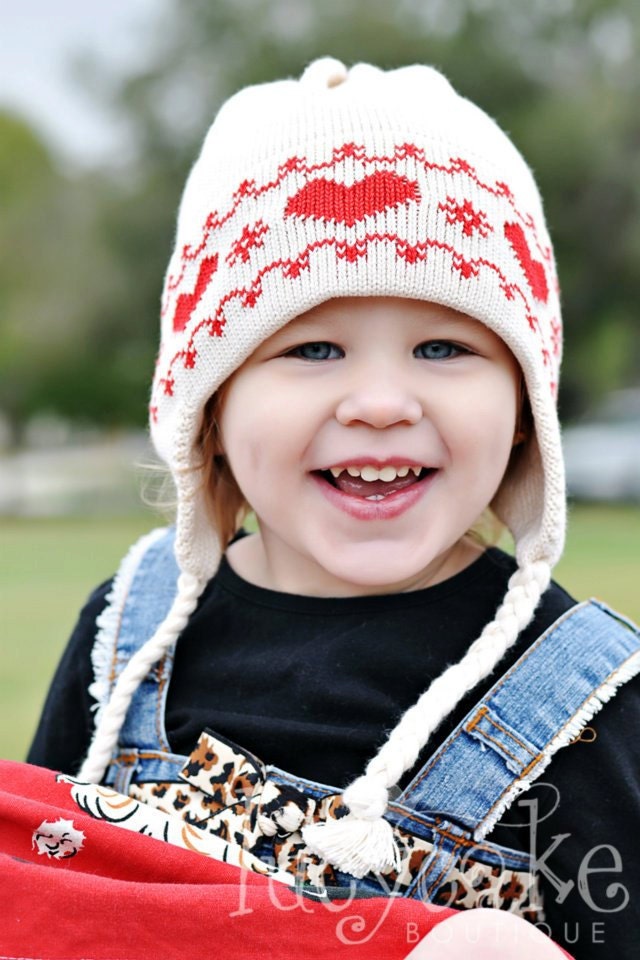 Knit Kids Hat in Organic Cotton with Tyrolean Retro Red Hearts on Ecru Kids Outerwear