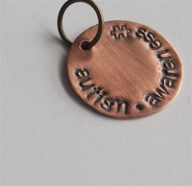 1 inch autism awareness with puzzle piece, .. a copper round circle disc hand stamped pendant, teamepe