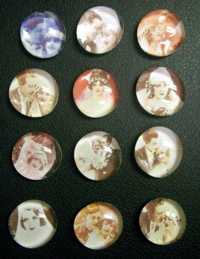 Bride and Groom WeddingThumbtack Set