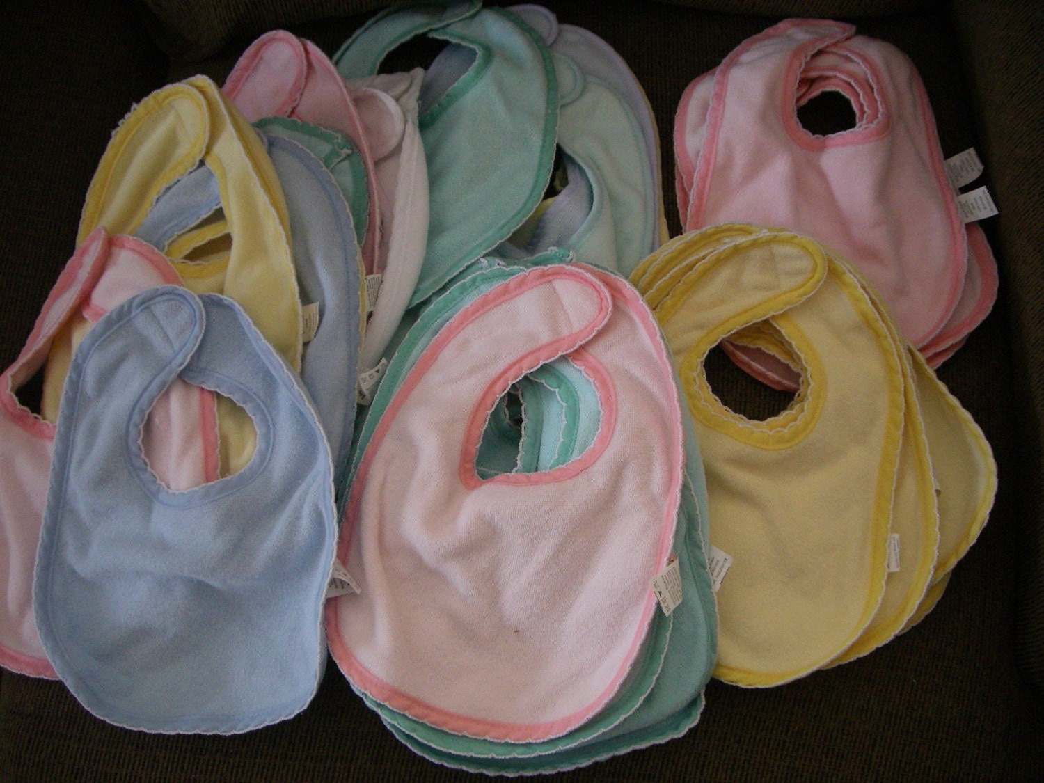 Blank Baby Bibs to Decorate Qty. 31 Going out of by embroideryetc