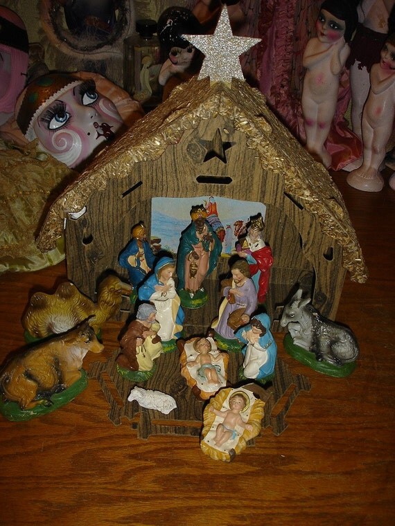 Vintage 14 Piece Nativity Scene Papier Mache/ by flapperdashery