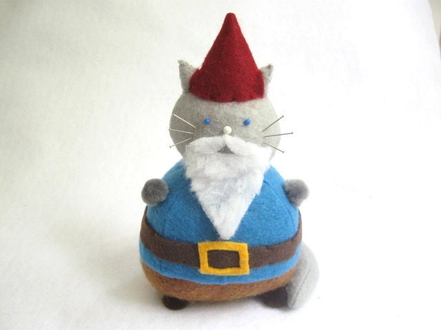 Gnome Cat Pincushion Gomer cute felt kitty cat collectable or gift for animal lover..MADE-TO-ORDER