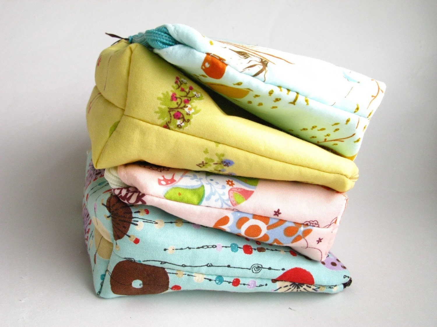 Personalized Cosmetic Bag, Set of 4, Bridesmaid Gift,  Make Up Bag, Pastel Spring, Choose Colors