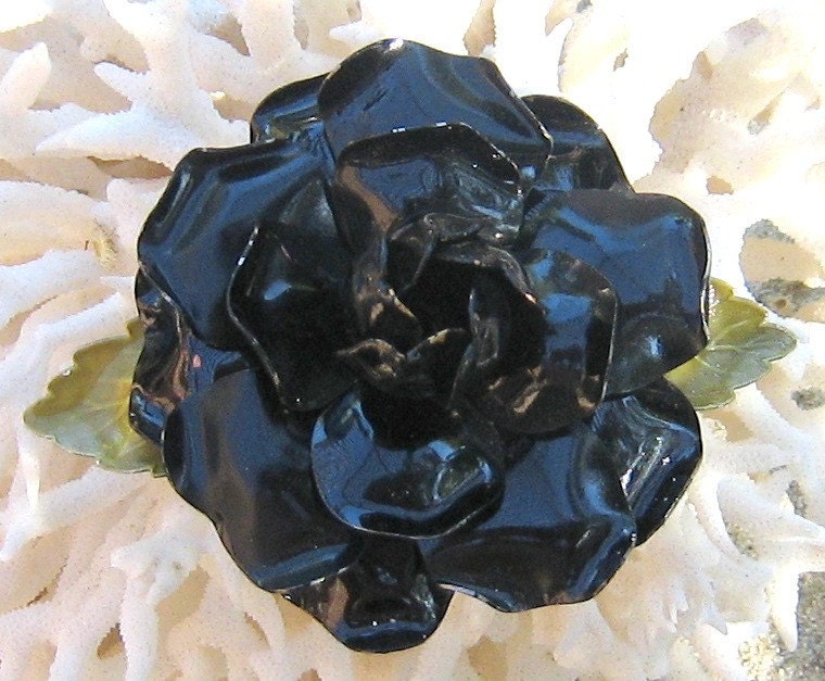 Black camelia hair clip