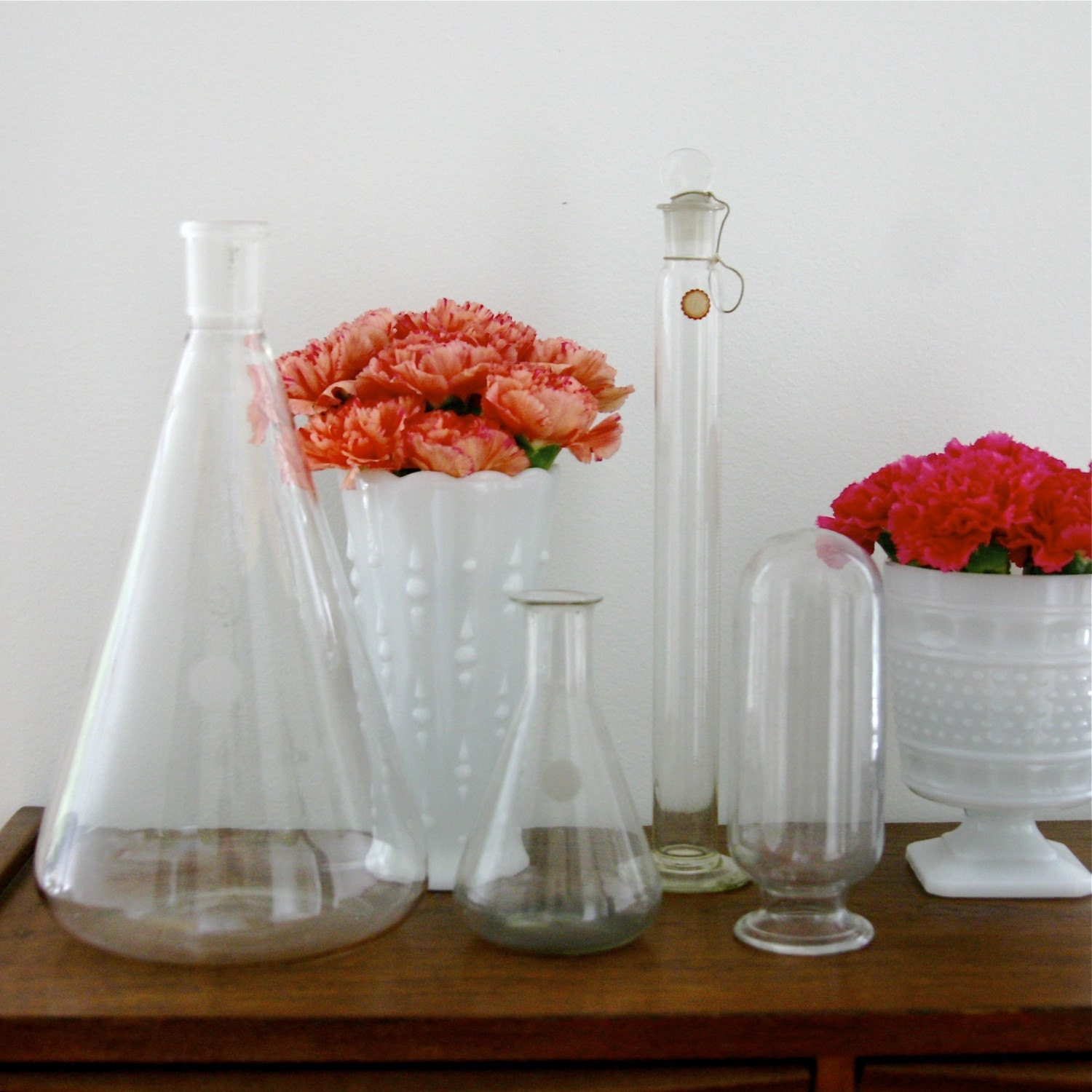 INSTANT COLLECTION. Milk Glass Centerpiece Vases NEW STOCK