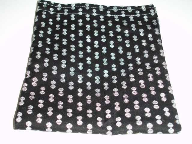 Black and White Crazy Dots Reusable Sandwich Bag