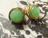 Gold Green Quartz Stud Post Earrings - Chic Green - Urban Simple - Jade Green - Mint