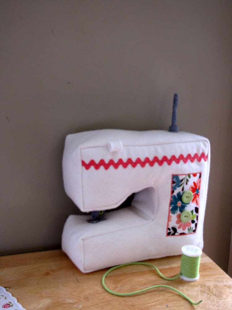 Pretend Sewing Machine