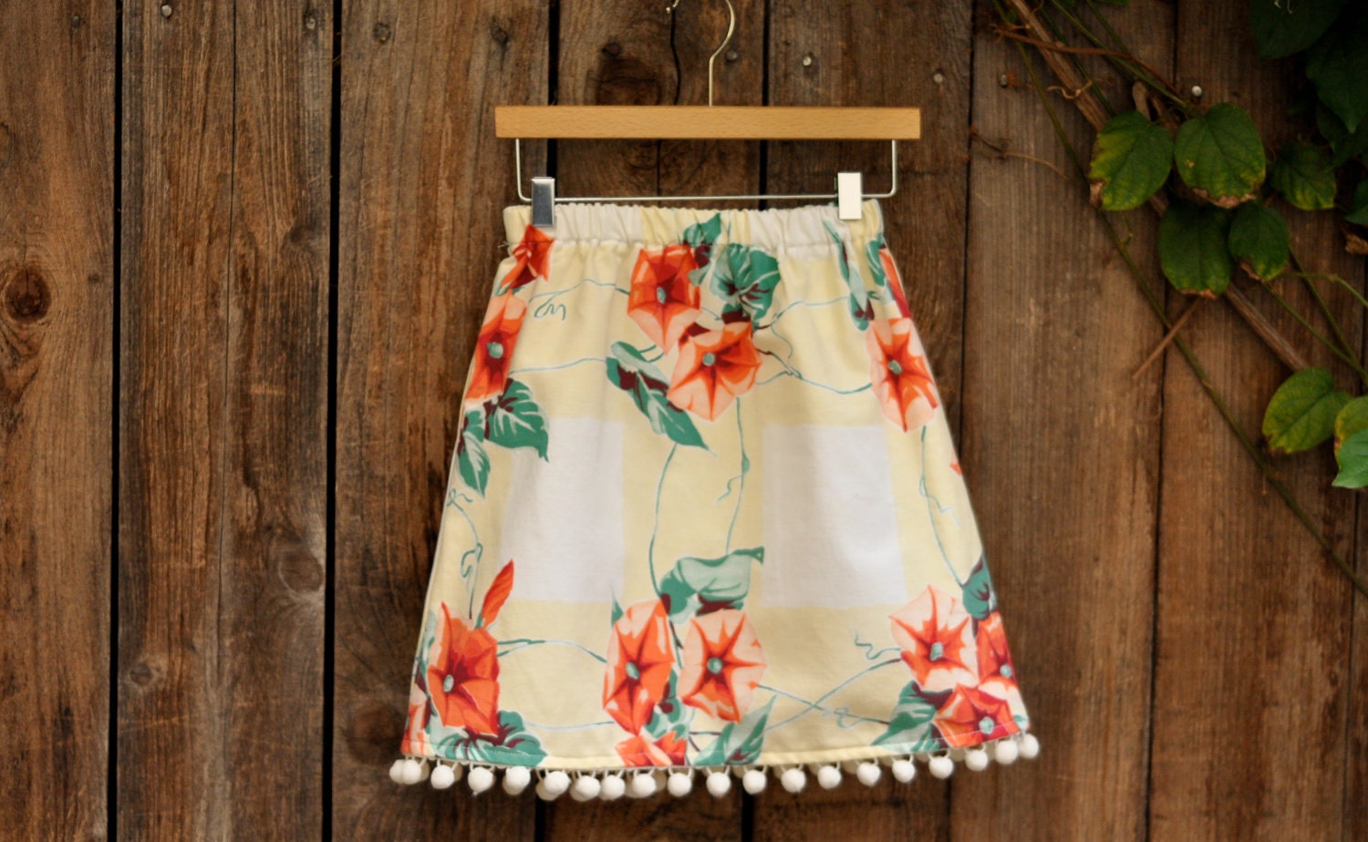 Vintage Tablecloth Girls Skirt Size 6
