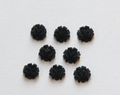 Vintage Style Black Etched Flower Cabochon 6.5mm cab567C