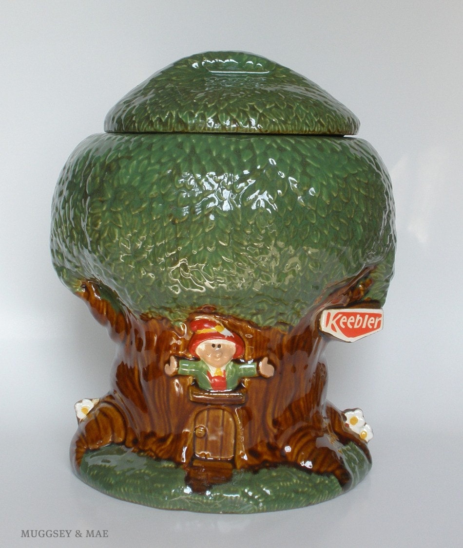 SALE Heager Pottery Keebler Tree Cookie Jar / 1980s