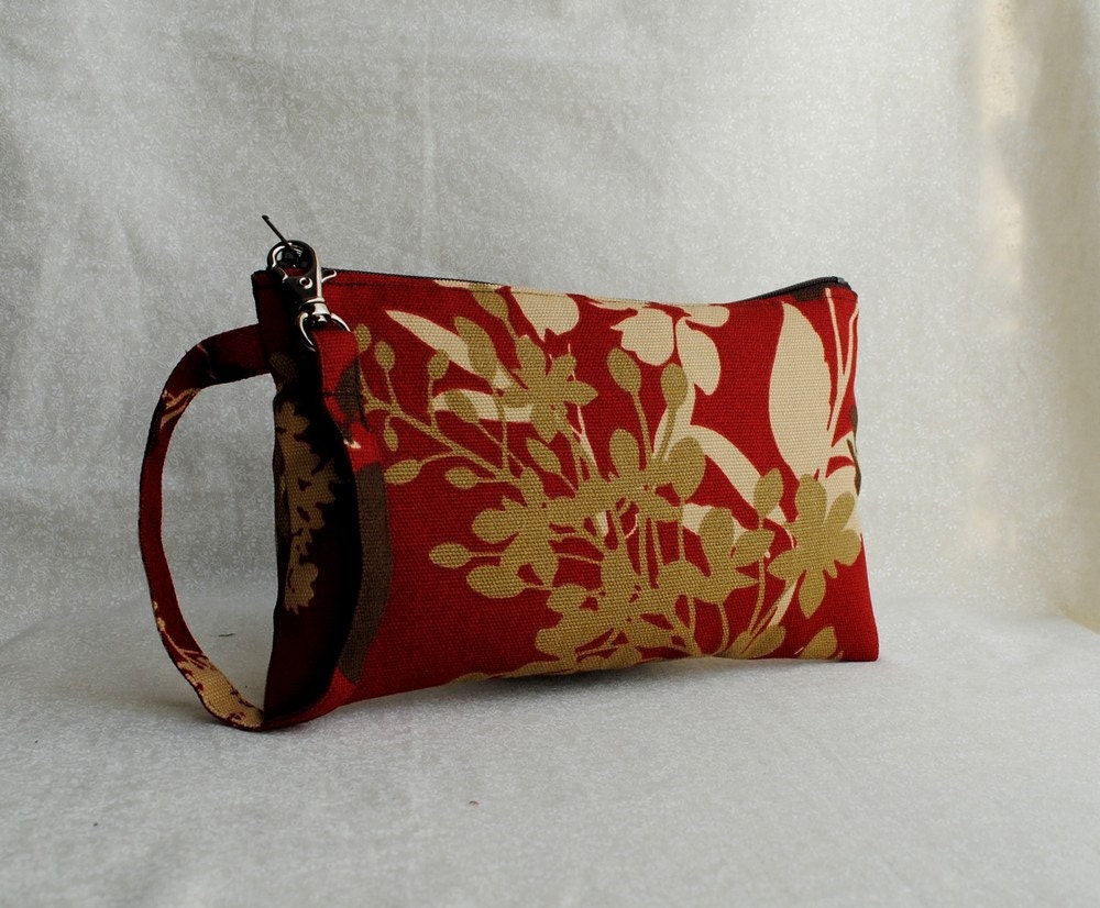 20% OFF - Square Wristlet Zipper Pouch - Montfleuri Sangria