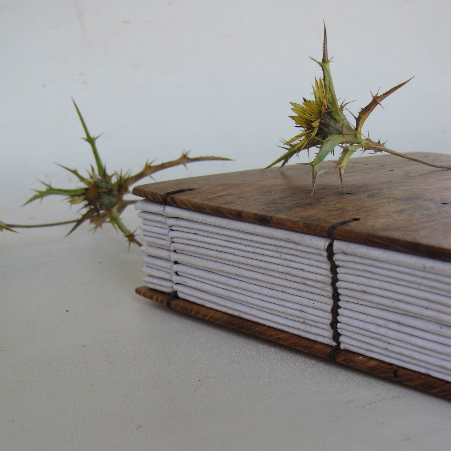 Sobreiro - journal with wooden covers and recycled paper