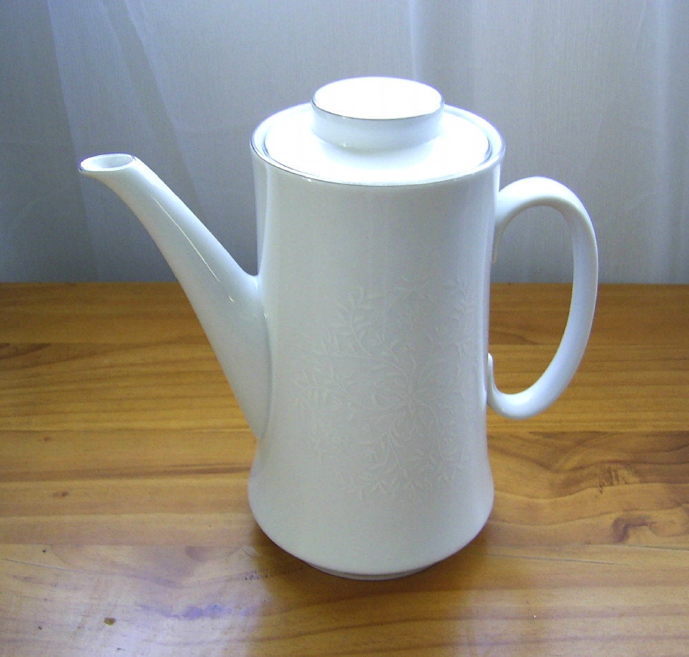 Australian Westminster Coffee Pot With White Embossing