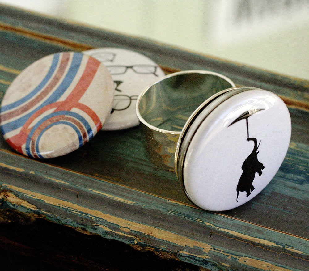 Eco Friendly Hammered Ring - Eyeglasses, Elephants- Mini Magnetic Ring by Polarity, Interchangeable