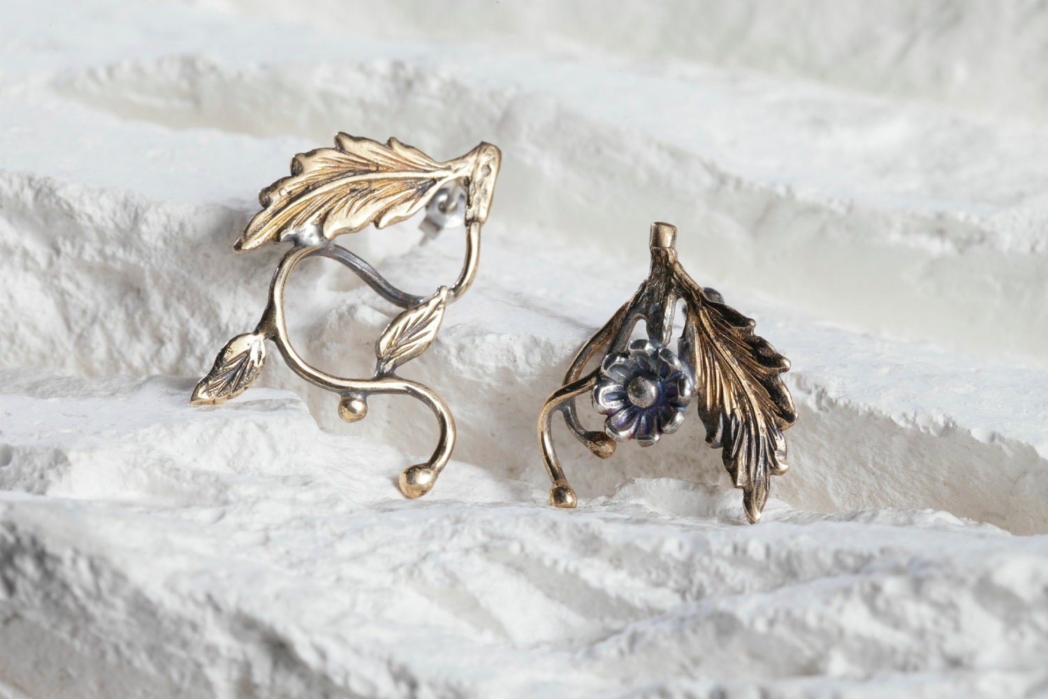 Floral Earrings in Bronze and Silver - Perfect for Romantic Weddings or Valentines but Also For Everyday Life - evihan Floral Earrings in Bronze and Silver - Perfect for Romantic Weddings or Valentines but Also For Everyday Life - evihan