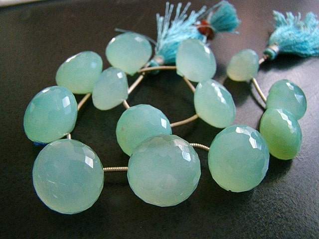12-16mm---1/2 Strand--Peruvian Chalcedony Faceted Large Onion Briolettes