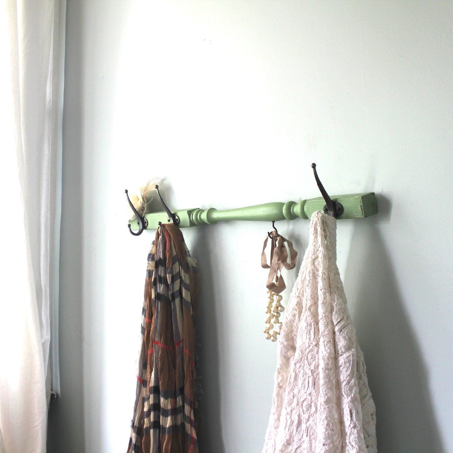 Mint Green Spindle hanging rack