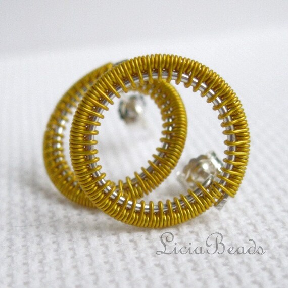 Golden Circles (med) - sterling silver and Aztec gold wire circle earrings