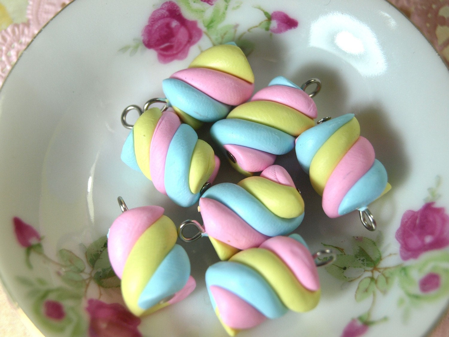 6pcs Marshmallow Rainbow Colored - RNB03