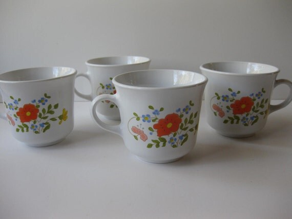 Items similar to Vintage Corelle Wildflower Coffee Tea Cups Set of Four on Etsy