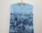 vintage Sky Blue Tank with Navy LIGHTHOUSE Scene - super nautical- size m/l medium to large