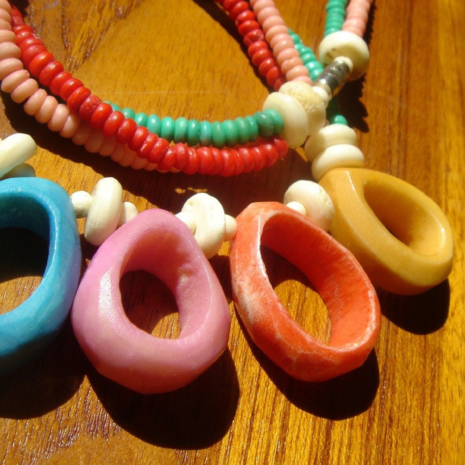1980s Fun Rainbow Beaded Necklace