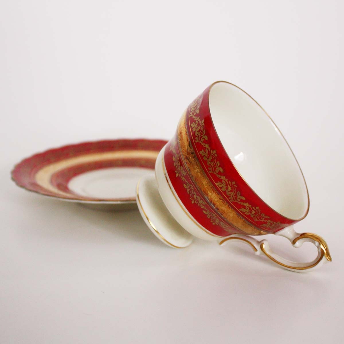 Kunst Kronach Tea Cup and Saucer in Floral Pattern