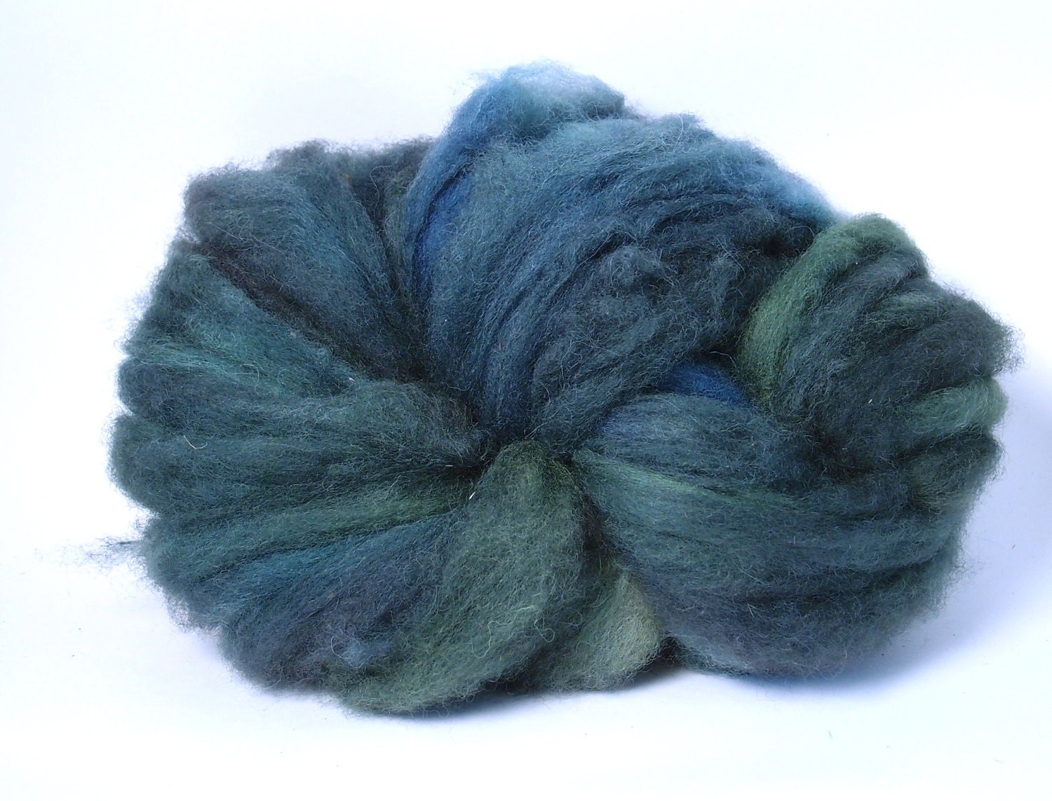 Locally Raised Romney Lambs Wool Roving 5.5 oz Naturally Grown from Happy Sheep Green, Blue, Teal