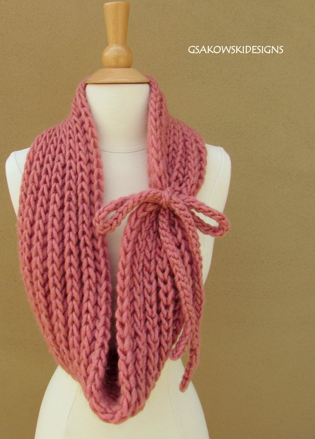 Veronica-Infinity-Loop Scarf-Dusty Rose
