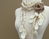 Queen Ann Rose Lariat-Ecru