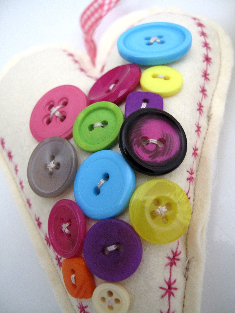 Bright Buttony Hanging Heart Decoration