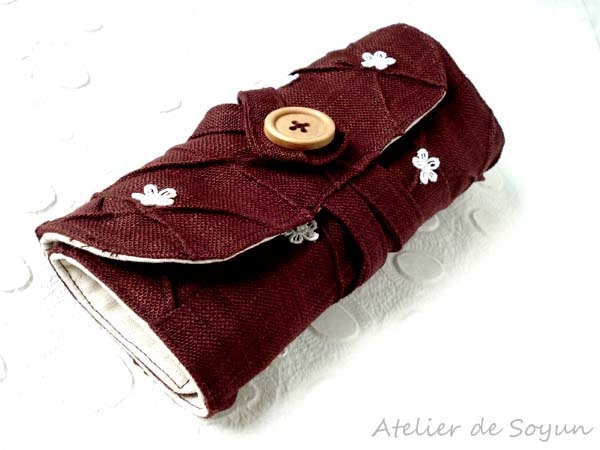 Circular Knitting Needle Case Needle Holder Needle Organizer in Textured Garnet Burgundy Wine