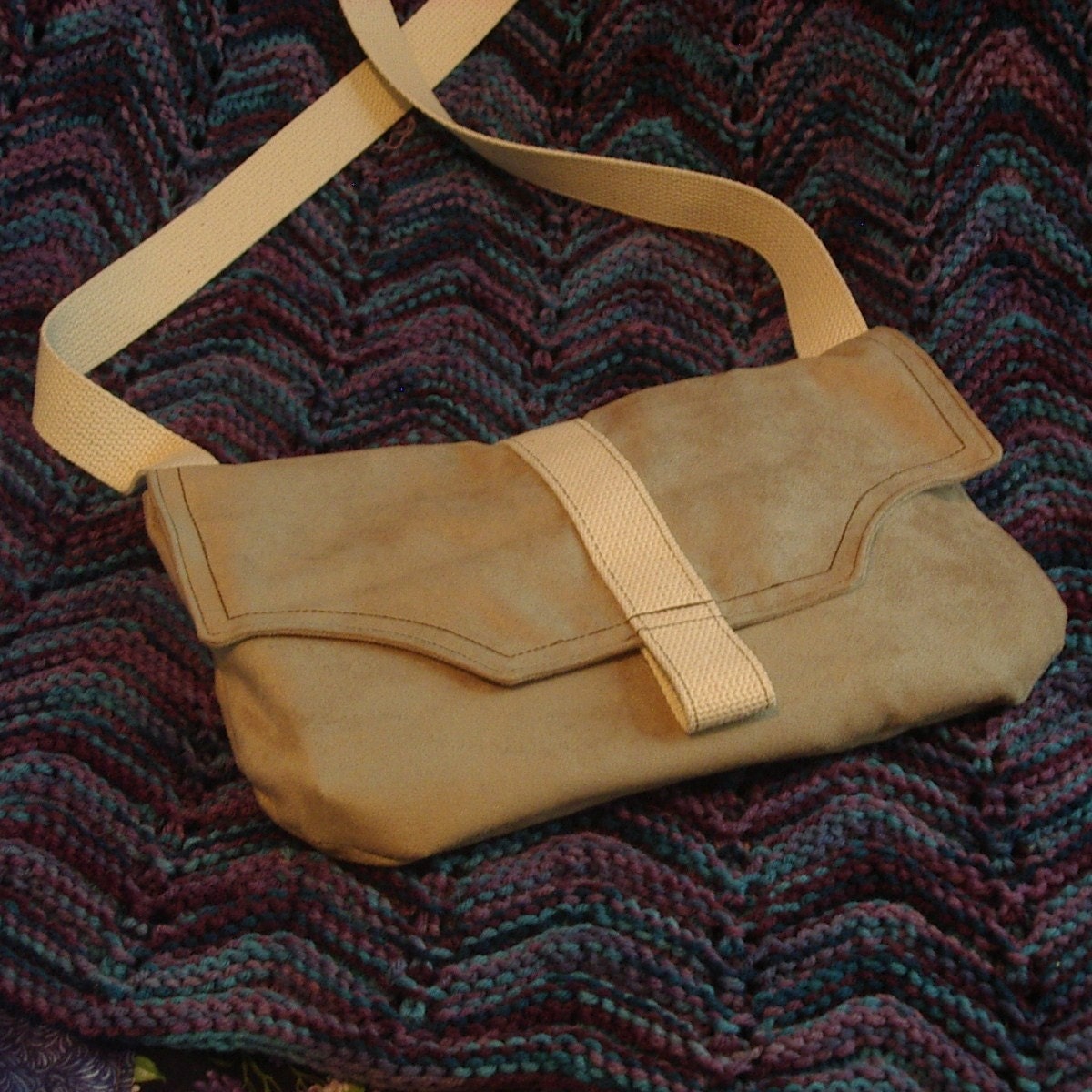 Soft brown messenger shoulder bag