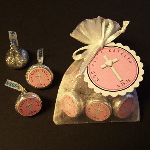 Personalized Hershey Kiss Baptism Favor Set, Christening Favor Set, Communion Favor Set, white cross on pink, set of 100