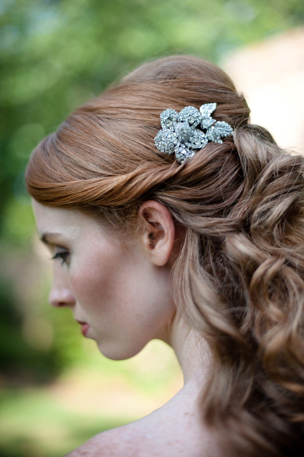 Rhinestone Flower Bridal Comb Sparkling and Gorgeous