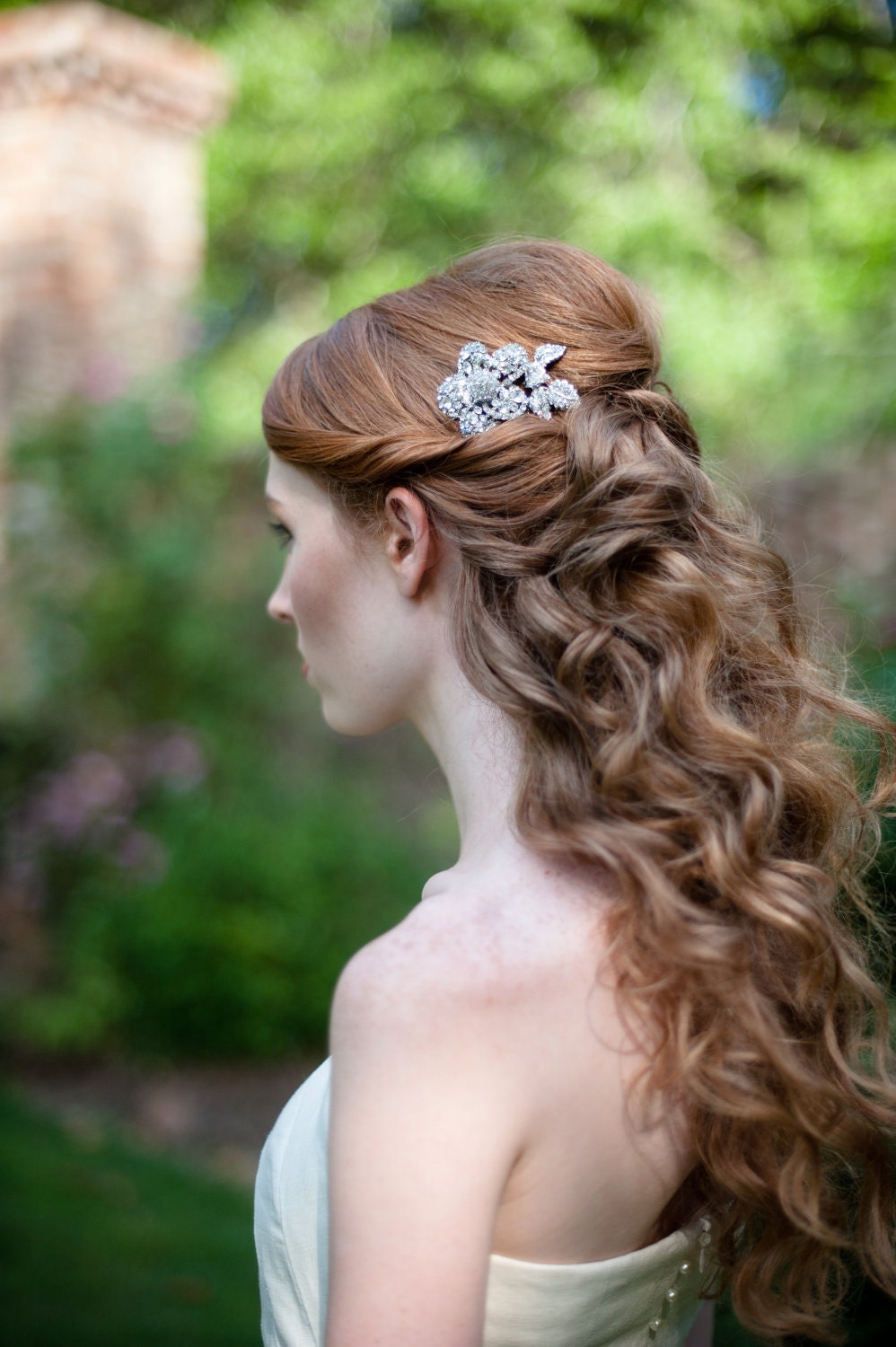 Rhinestone Flower Bridal Comb Sparkling and Gorgeous