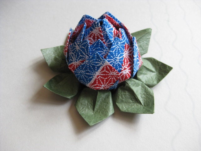 Origami Lotus Flower - Red and Blue