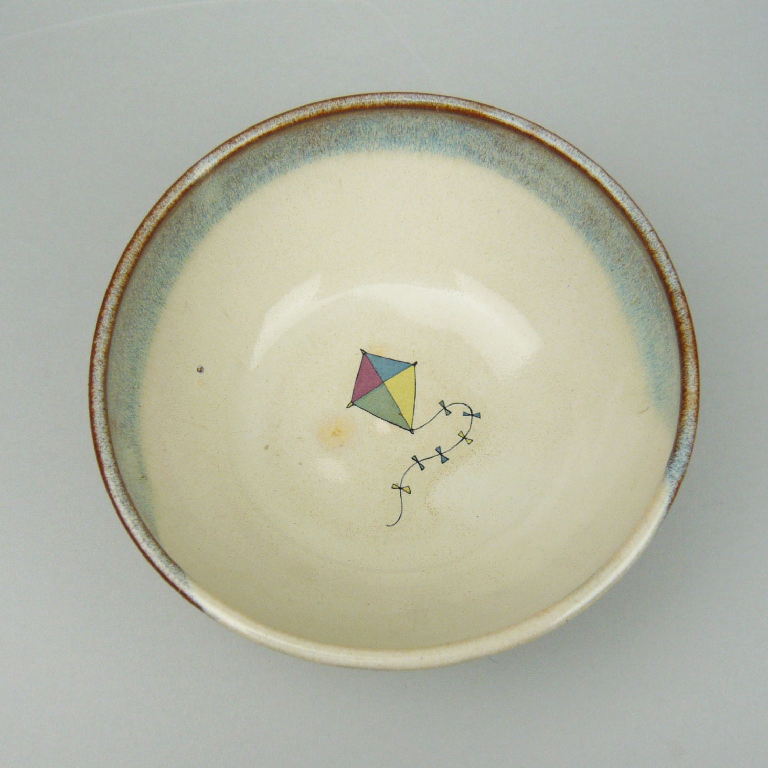 Flying kite bowl