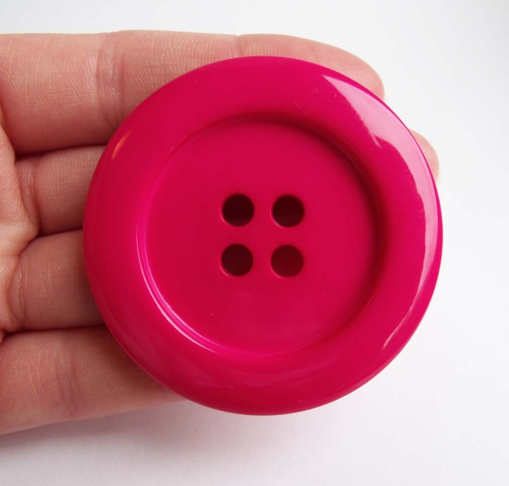 Button Brooch, giant, large, pink, bright, clown, kitsch, hot pink, brooches,solid - realicoul Button Brooch, giant, large, pink, bright, clown, kitsch, hot pink, brooches,solid - realicoul
