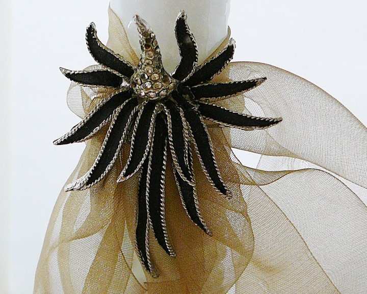Vintage .. Brooch, Rhinestone Black Enamel Iris Pin