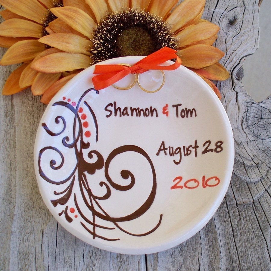 Personalized Dated Ceramic Ring Bearer Bowl - Ring Pillow Alternative Elegant Freeform Flourish