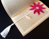 MADE to ORDER - CUSTOMIZABLE - Flower Bookmark Cotton yarn Crochet Yellow Blue Fuchsia Violet Lilac Leaf Book Reading Daisy Vintage Retro