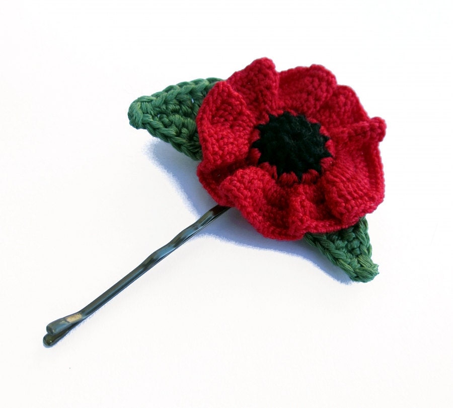 MADE to ORDER - CUSTOMIZABLE - Poppy - Bobby Pin, Hair pin, Hair clip, Crochet, Flower, Country, Retro, Romantic, Flower Children