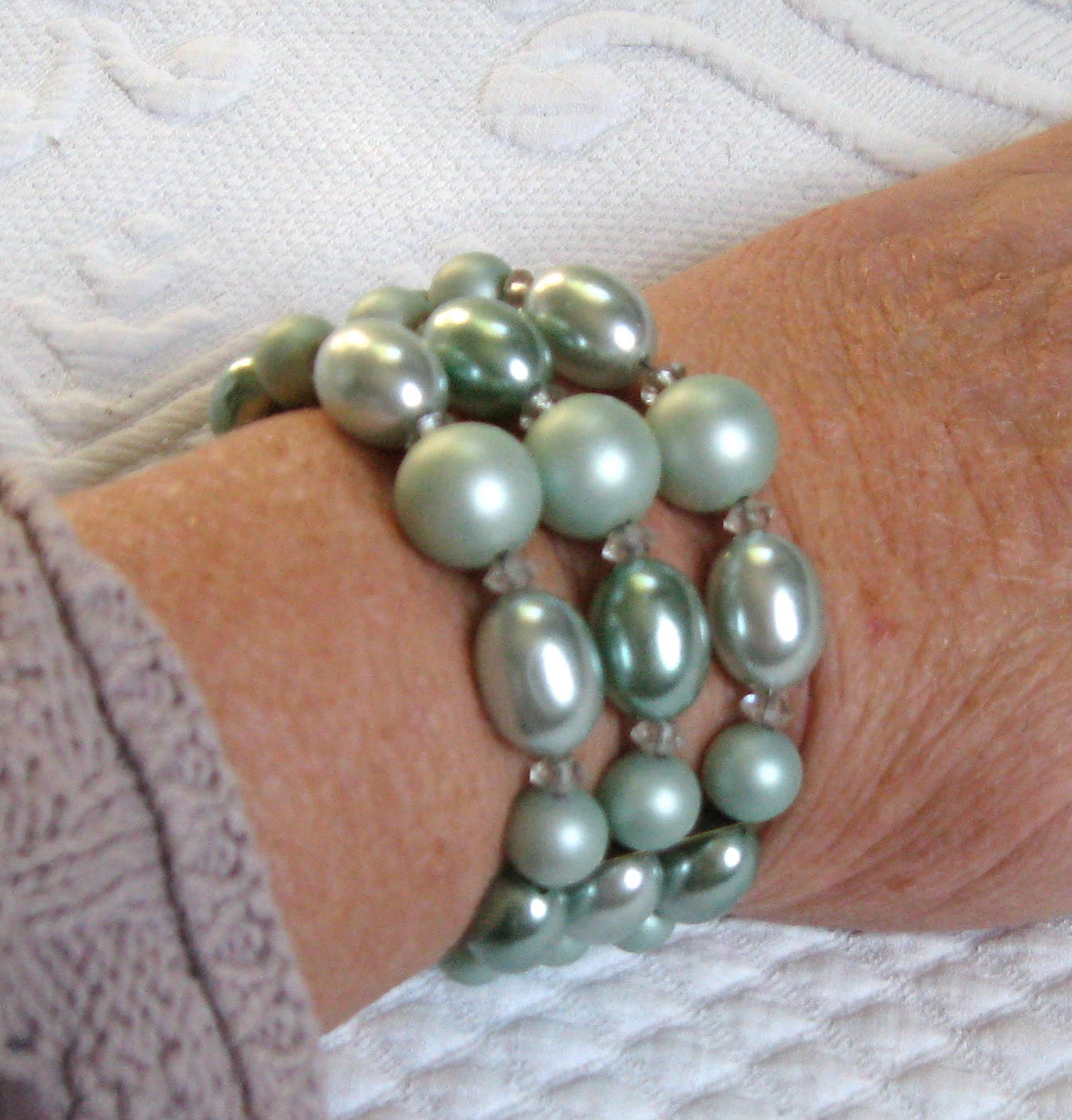 Vintage MINT Green  WIRE BRACELET 1960s