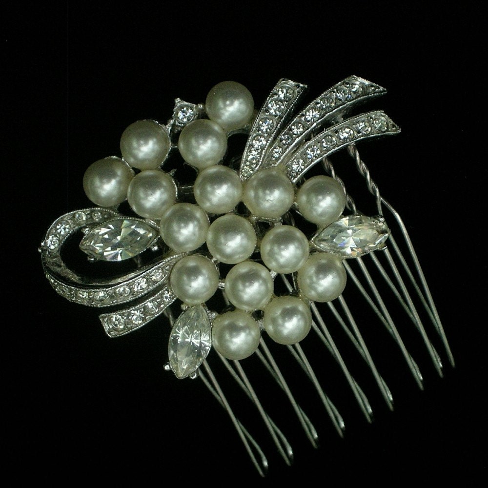 Mia Vintage Pearl and Rhinestone Haircomb Original Vintage
