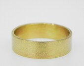 10K Gold Etched Wedding Band