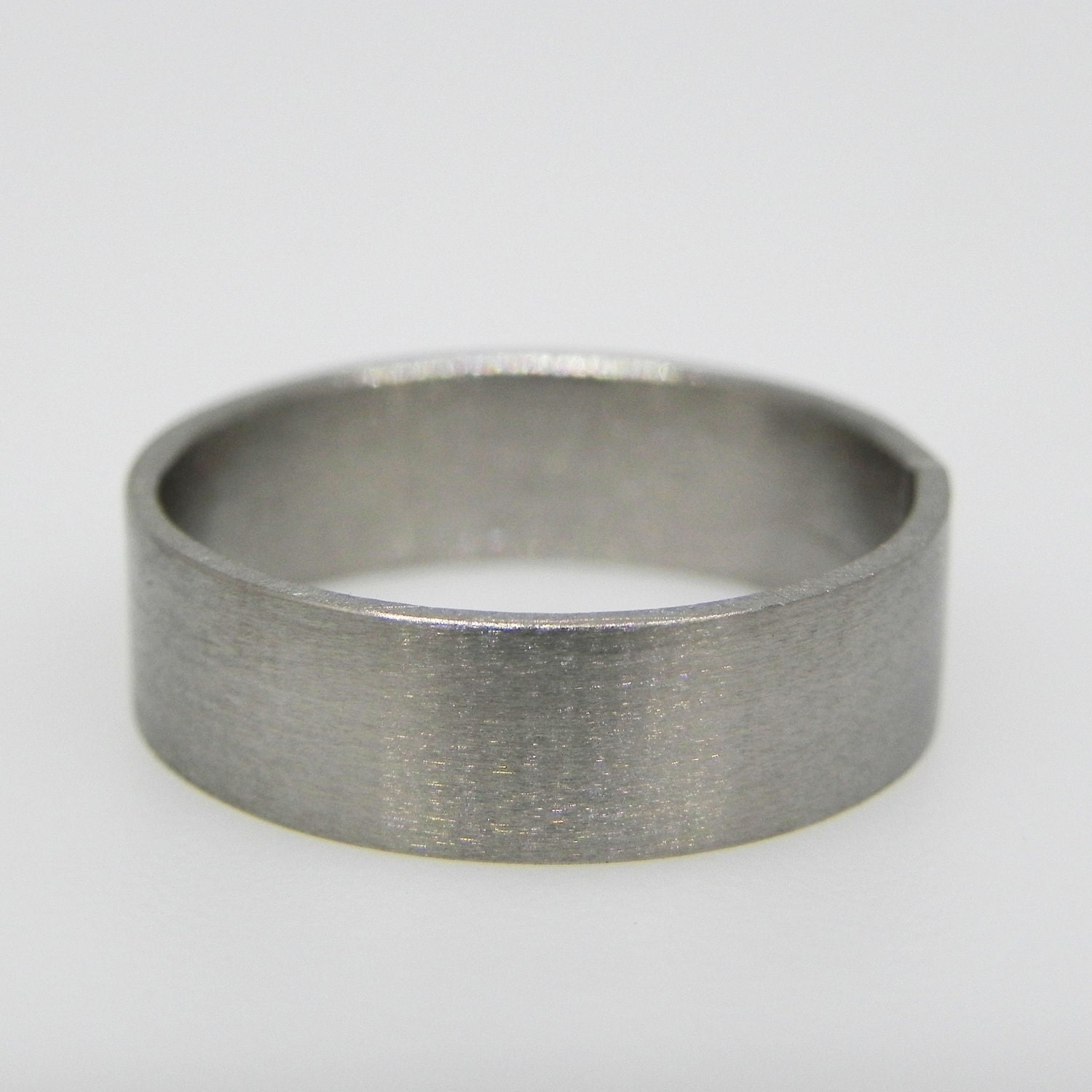 14K Palladium White Gold Wedding Band